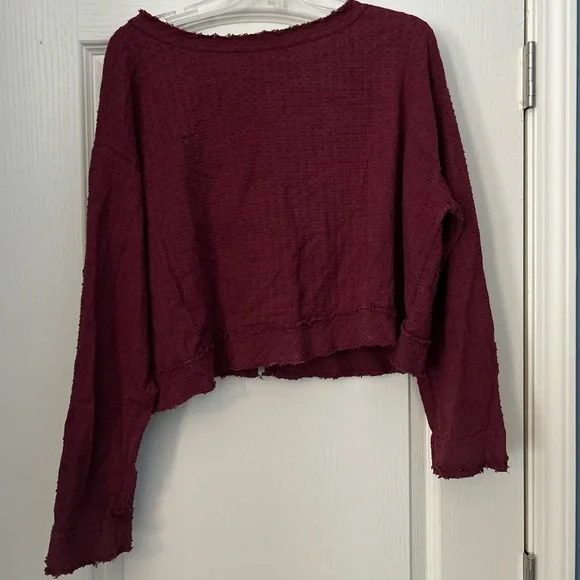 Free People Walking in Hueco tie back cropped top, raspberry, S - Picture 2 of 9